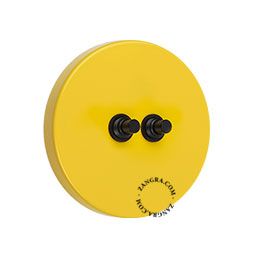 double bouton-poussoir jaune rond et encastrable avec boutons noirs