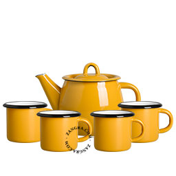 Coffee set in mustard yellow enamel.