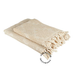 Karamel handdoek met franjes.
