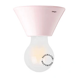 Produkt vägg- eller taklampa i rosa porslin Bild