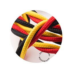 textile-cable-fabric-black-red-yellow-pendant-lamp-belgium