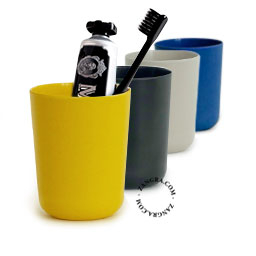 Bamboo cup in black, yellow and light grey