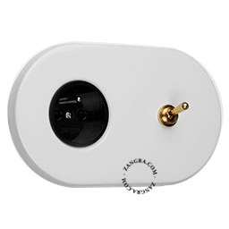 Produto tomada embutida em branco e interruptor bidirecional ou simples - alavanca em latão bruto Imagem