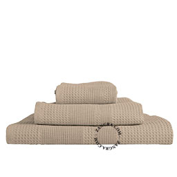 Våffelväv badhandduk – ecru.