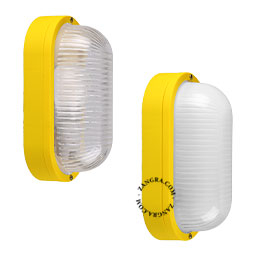 Gul udendørslampe.