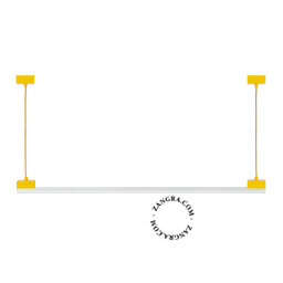 Lampe linéaire jaune suspendue avec ampoule d'un mètre.