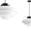 Zwarte hanglamp met textielsnoer.