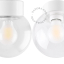 Lampe en porcelaine blanche avec abat-jour en verre.