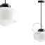 Lampada da soffito nera con paralume in vetro.