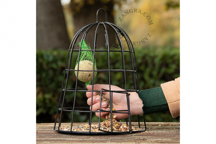 bird feeding cage