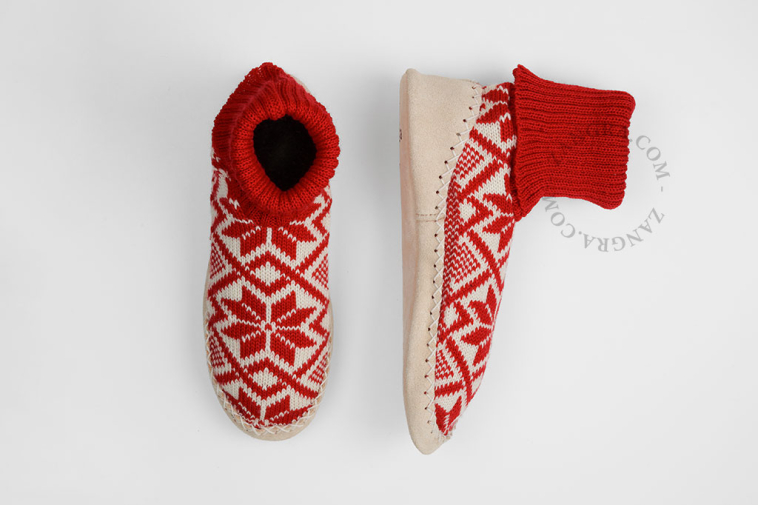 Red norwegian slippers.