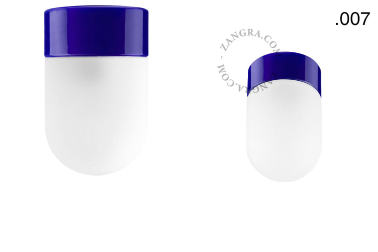 Blauwe, porseleinen lamp.