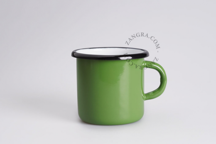 Green enamelled cup.