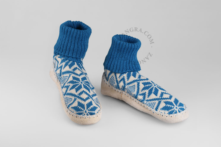 Blue Nordic slippers from the zangra brand.