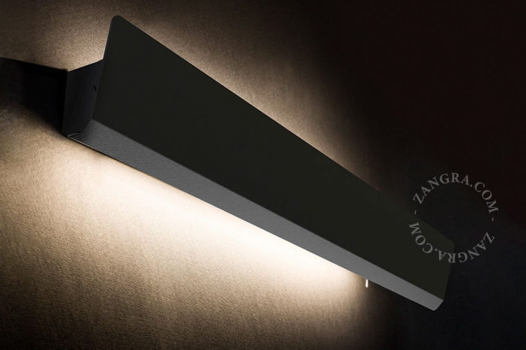 Black adjustable LED wall lamp with switch