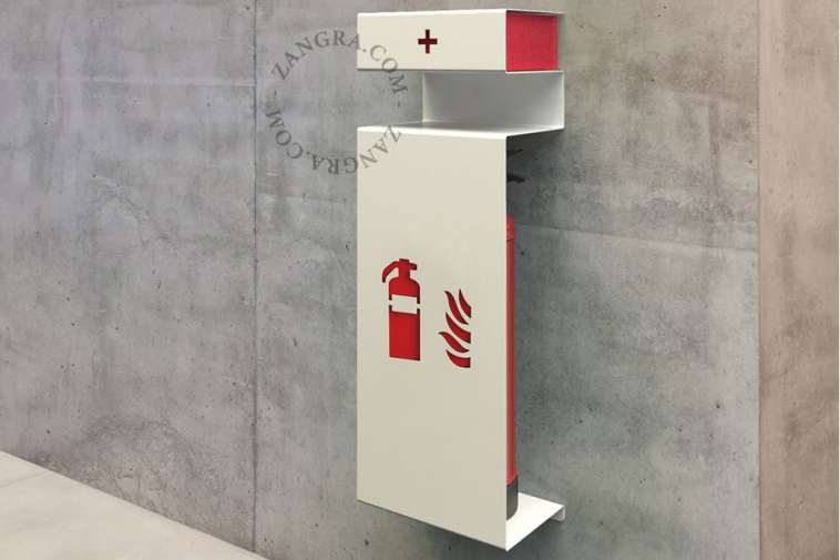 help003_001_l-03-fire-extinguisher-blusapparaat-extincteur-feu