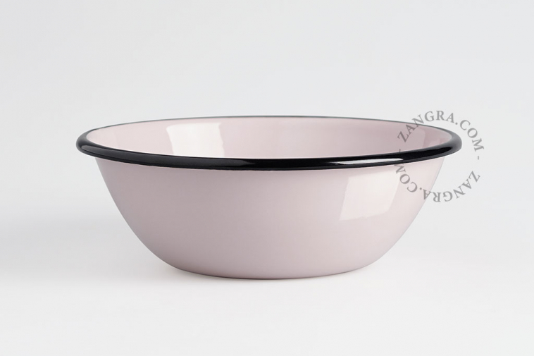 pink-enamel-bowl-tableware