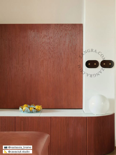 Double interrupteur-poussoir noir.