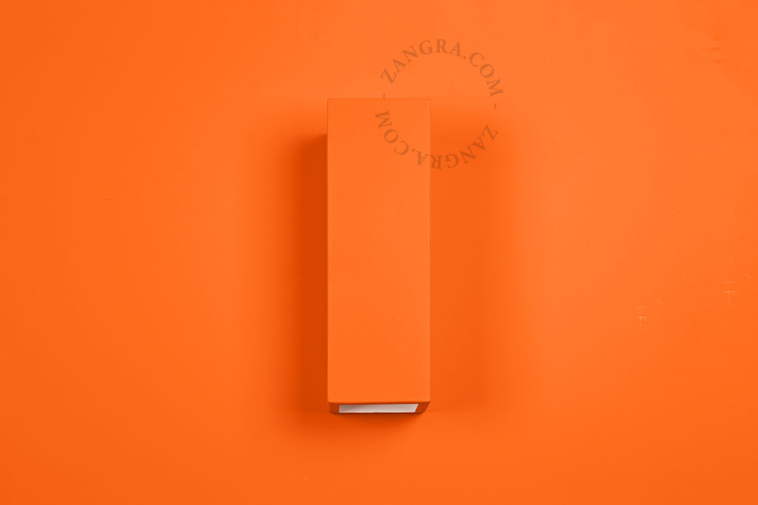 Up&down paintable plaster wall light.