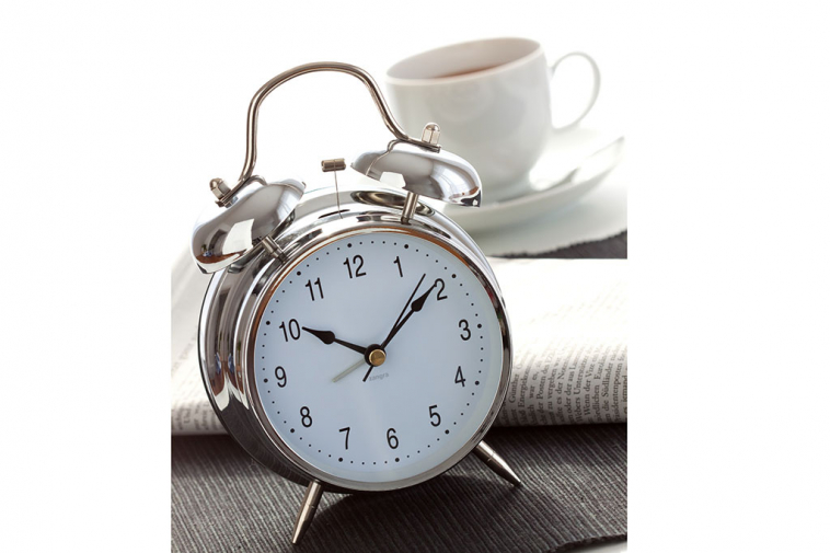 clock001_l-klokken-uurwerken-uhren-wanduhr-wekkers-retro-wandklok-clocks-watches-alarm-reveil-montre-horloge02