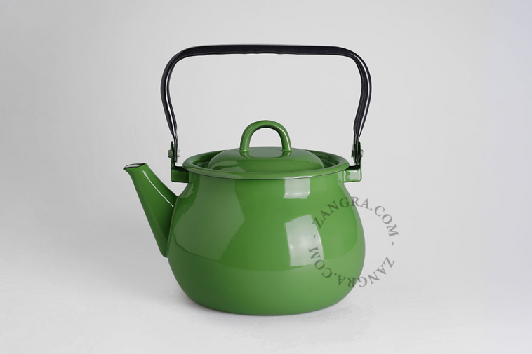 Green enamel kettle