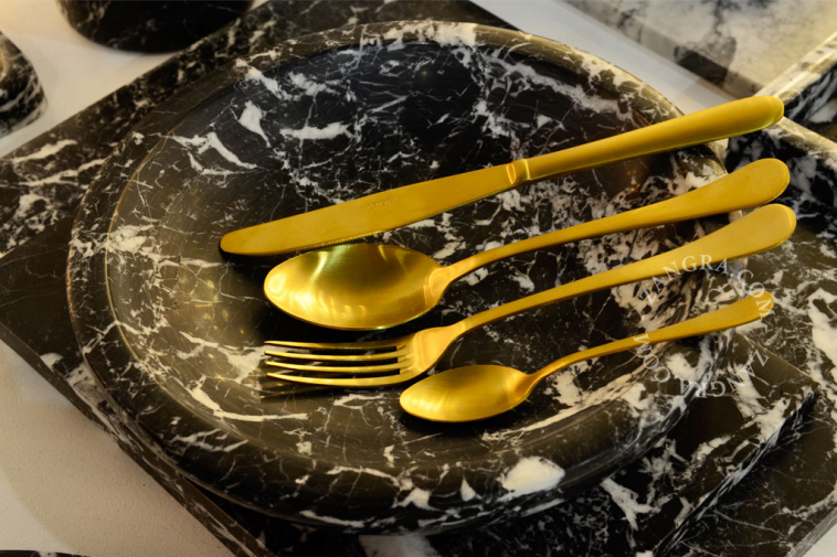 gold-coloured cutlery