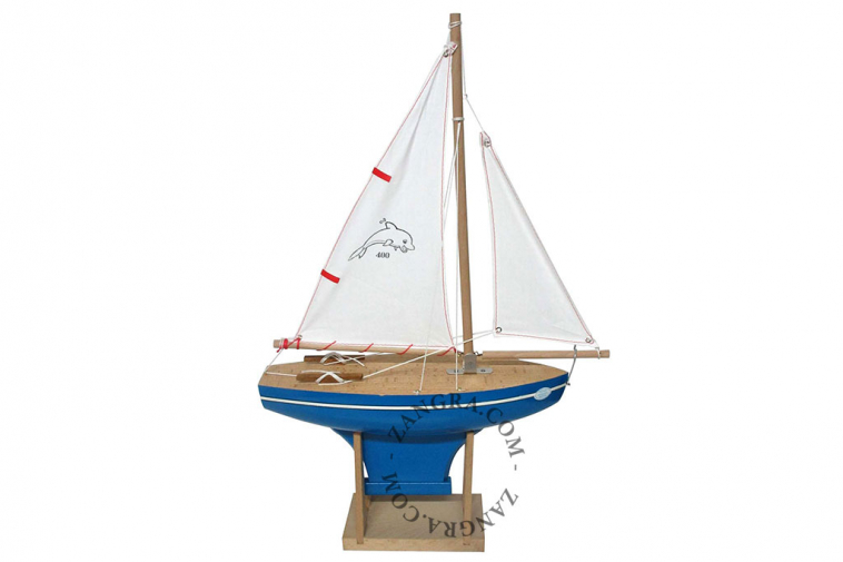 kids.054.400_bl_l-wooden-boat-bateau-bois-jouets-houten-boot-zeilboot-tirot-thonier-voilier