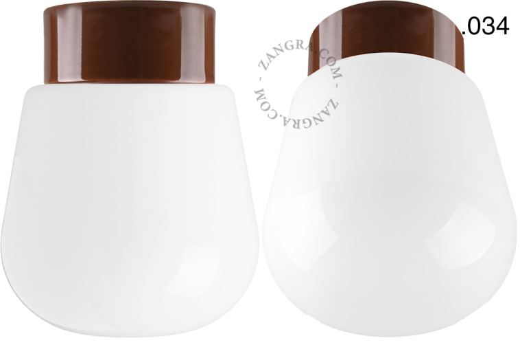 Lampe ronde en porcelaine marron.