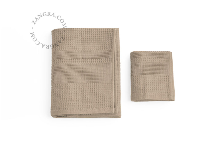 Våffelväv badhandduk – ecru.