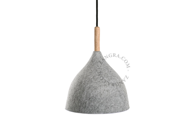 Acoustic lamp in felt.