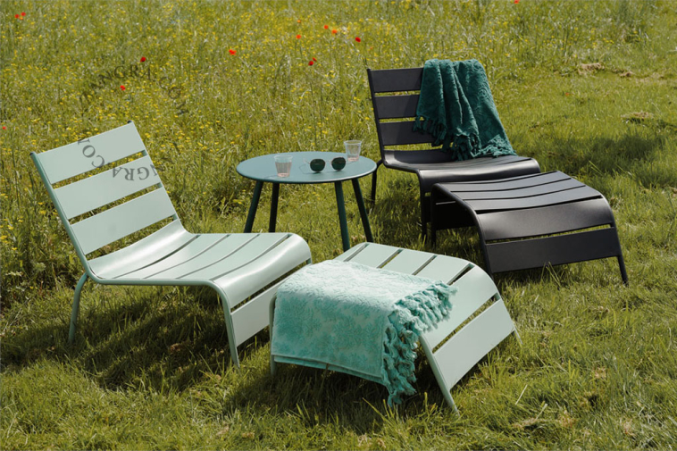 Outdoor relax chair with footrest.