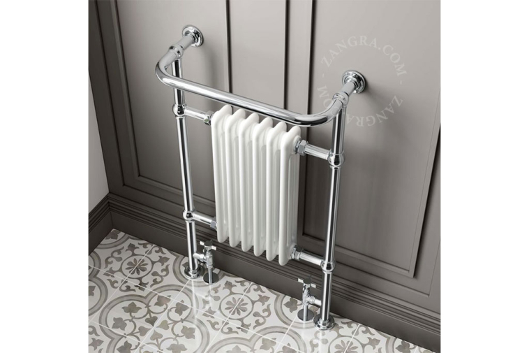 Traditional heated towel rail.