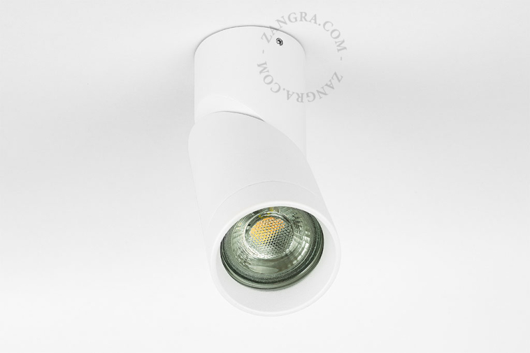 Spot LED orientable.