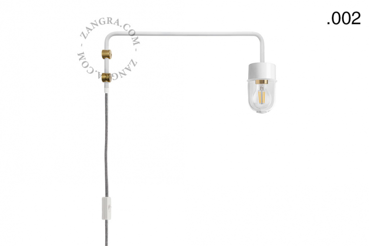 Schwenkbare Wandleuchte aus Metall weiss