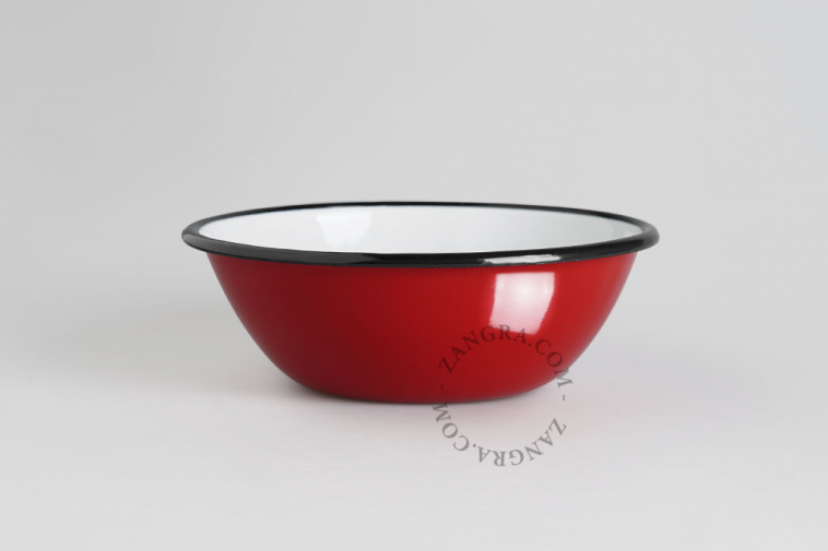 red-enamel-bowl-tableware