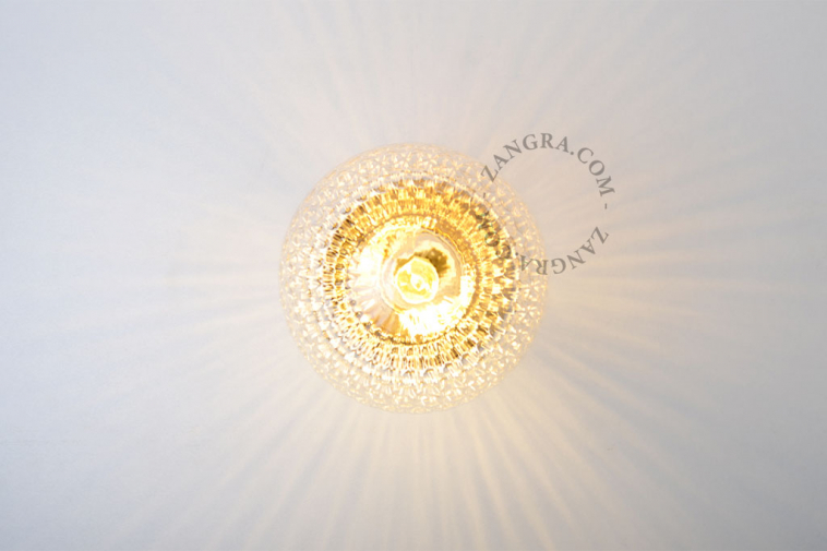 Crystal-shaped E27 light bulb.