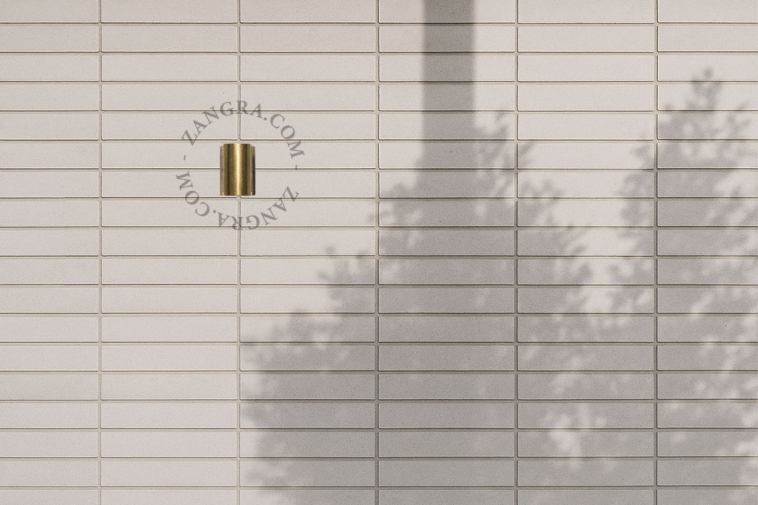 Up&down brass wall light.