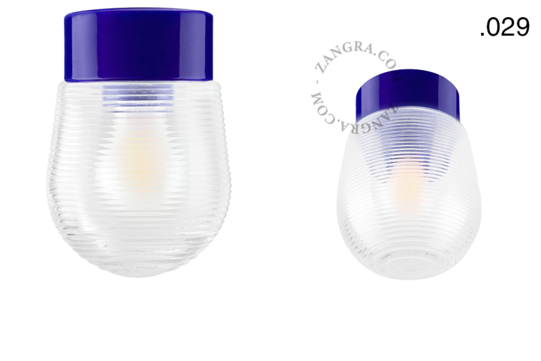 Blauwe, porseleinen lamp.