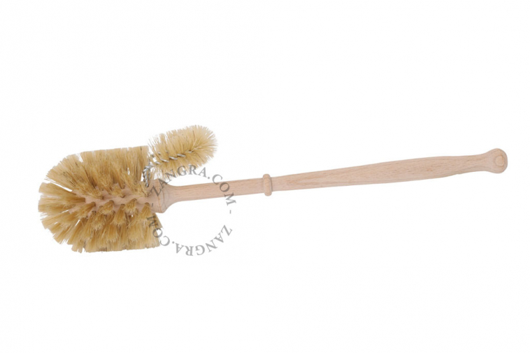 Toilet brush with beech wood handle and tampico fibre head