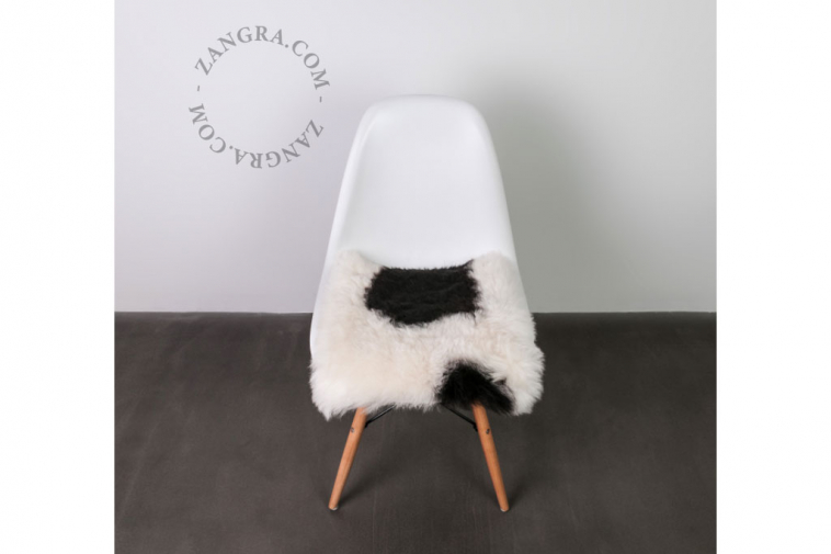 furniture035_l-leather-lamsvel-lambskin-peau-mouton-icelandic-chair-pad-stoelkussen-galette-chaise-07