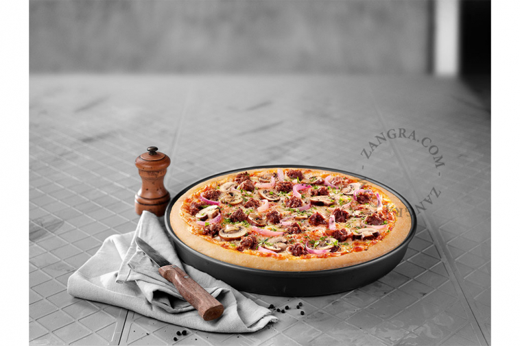 pizza-pan-tray-blue-steel-redecker