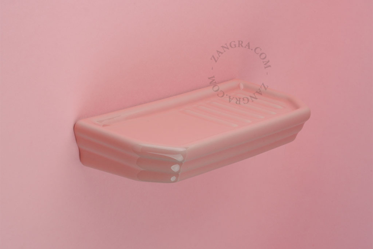 Pink porcelain soap dish.