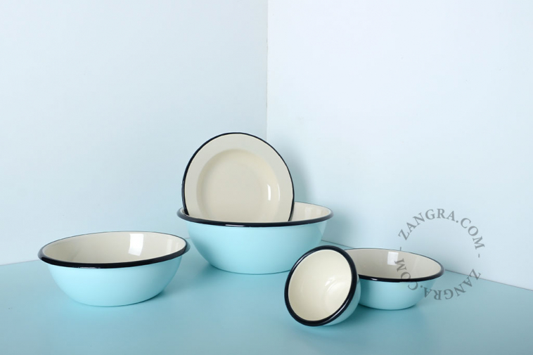 ivory-enamel-bowl-tableware-blue