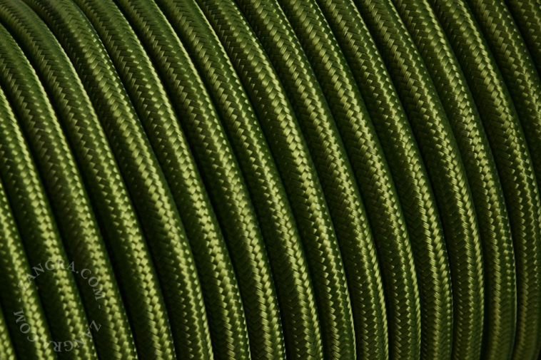 câble électrique en textile vert chasseur