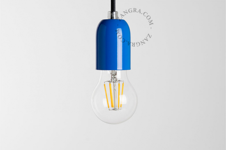 sockets024_001_s-blue-metallic-socket-lampholder-douille-metal-bleu-fitting-metaal-blauw