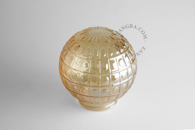 glass-smoked-lamp-shade-globe