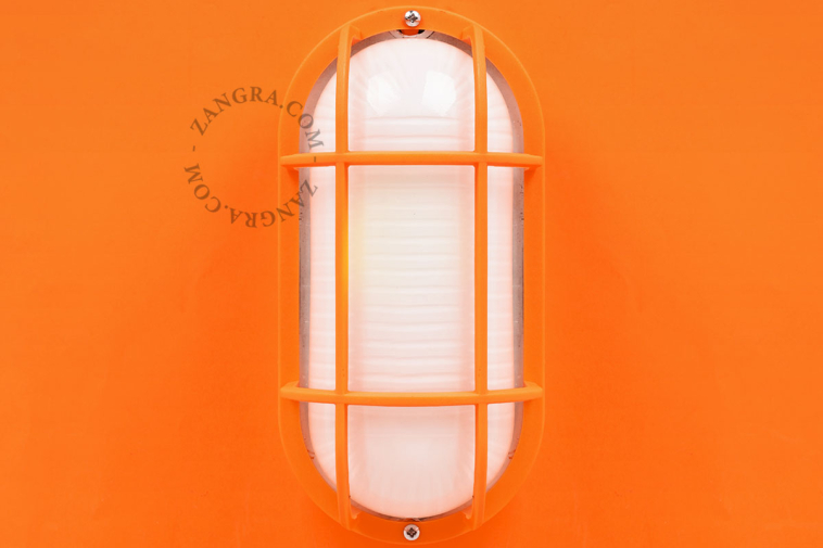 orange bulkhead light Benji - IP44