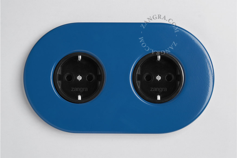 double prise de courant bleue - prise electrique vintage et design
