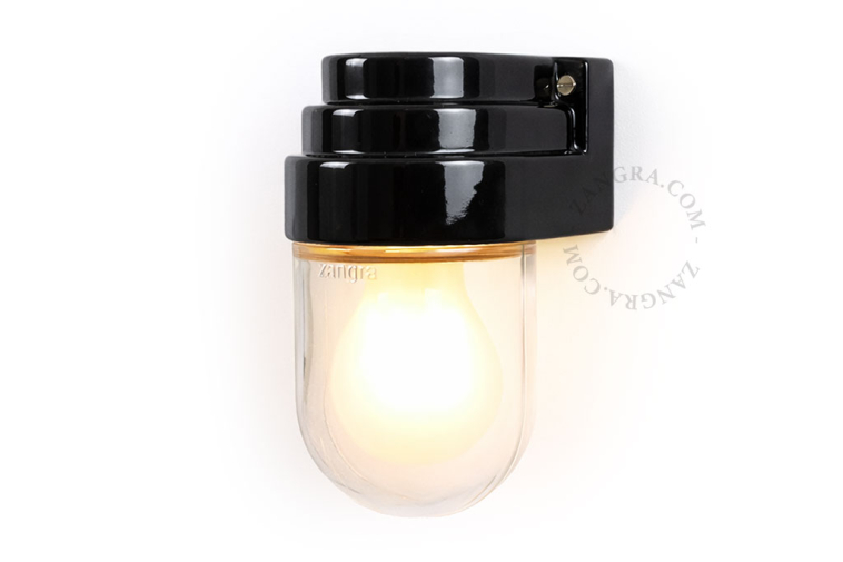 Art Deco sort porcelæn væglampe.