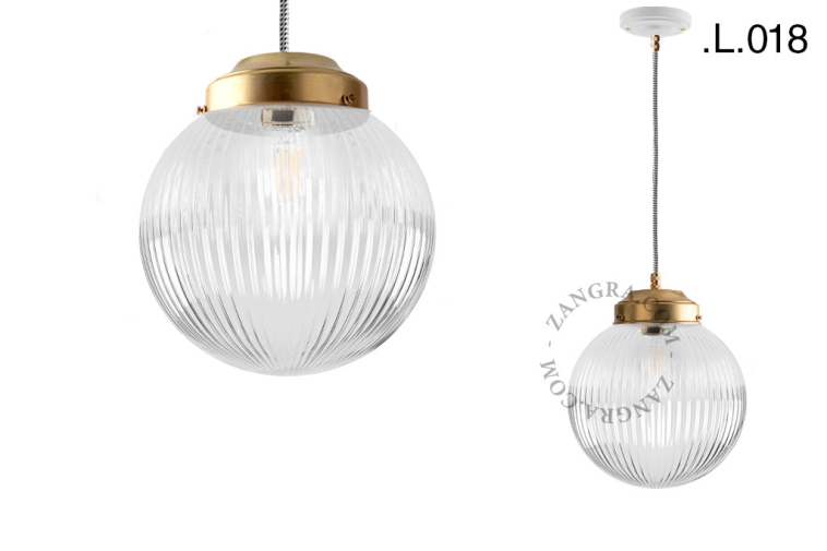 Hängelampe aus Messing.